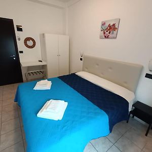Camera standard con letto king size